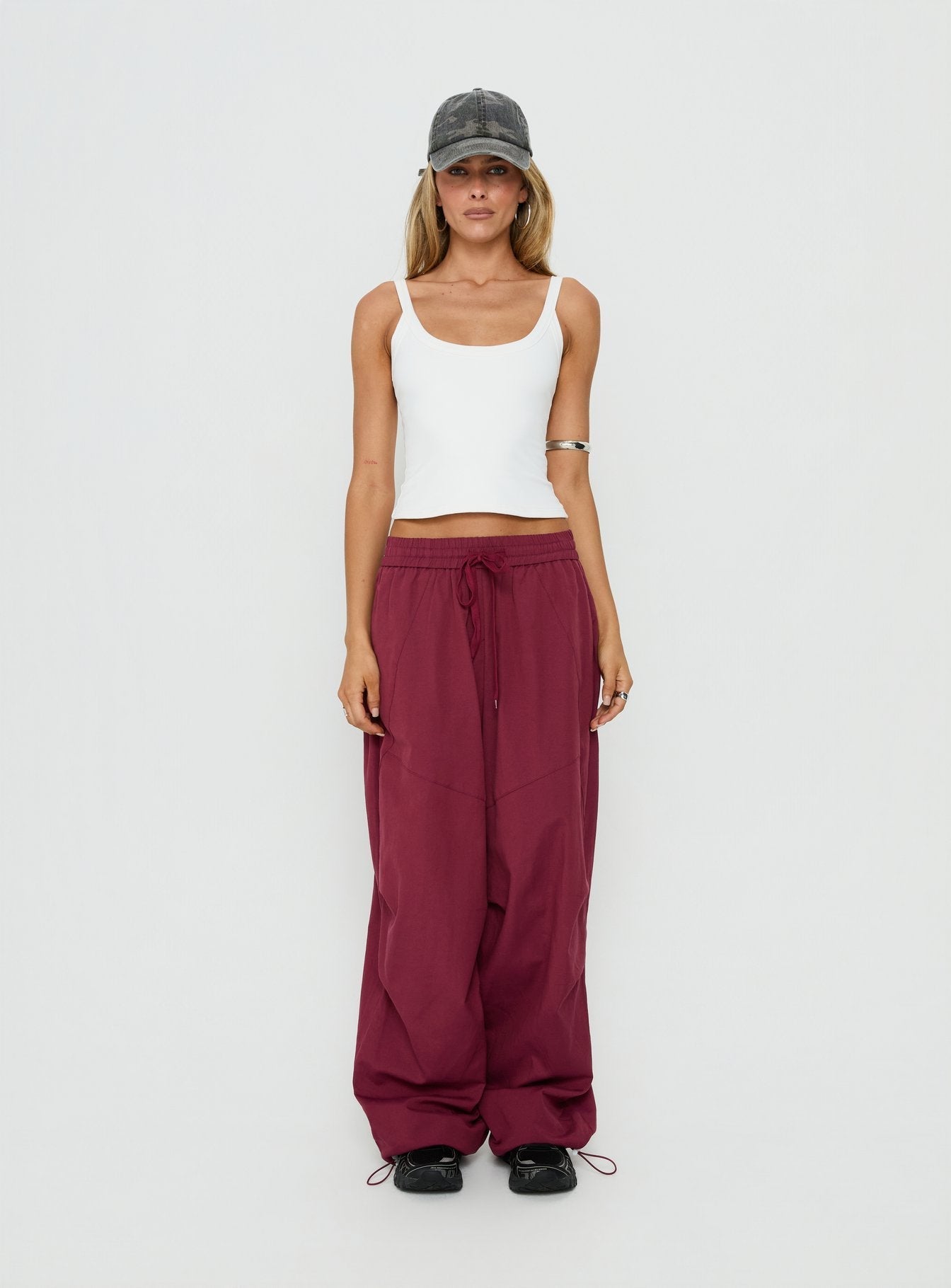 Mankind Baggy Cargo Pants Red - loose fit women's bottoms by Ellevoria