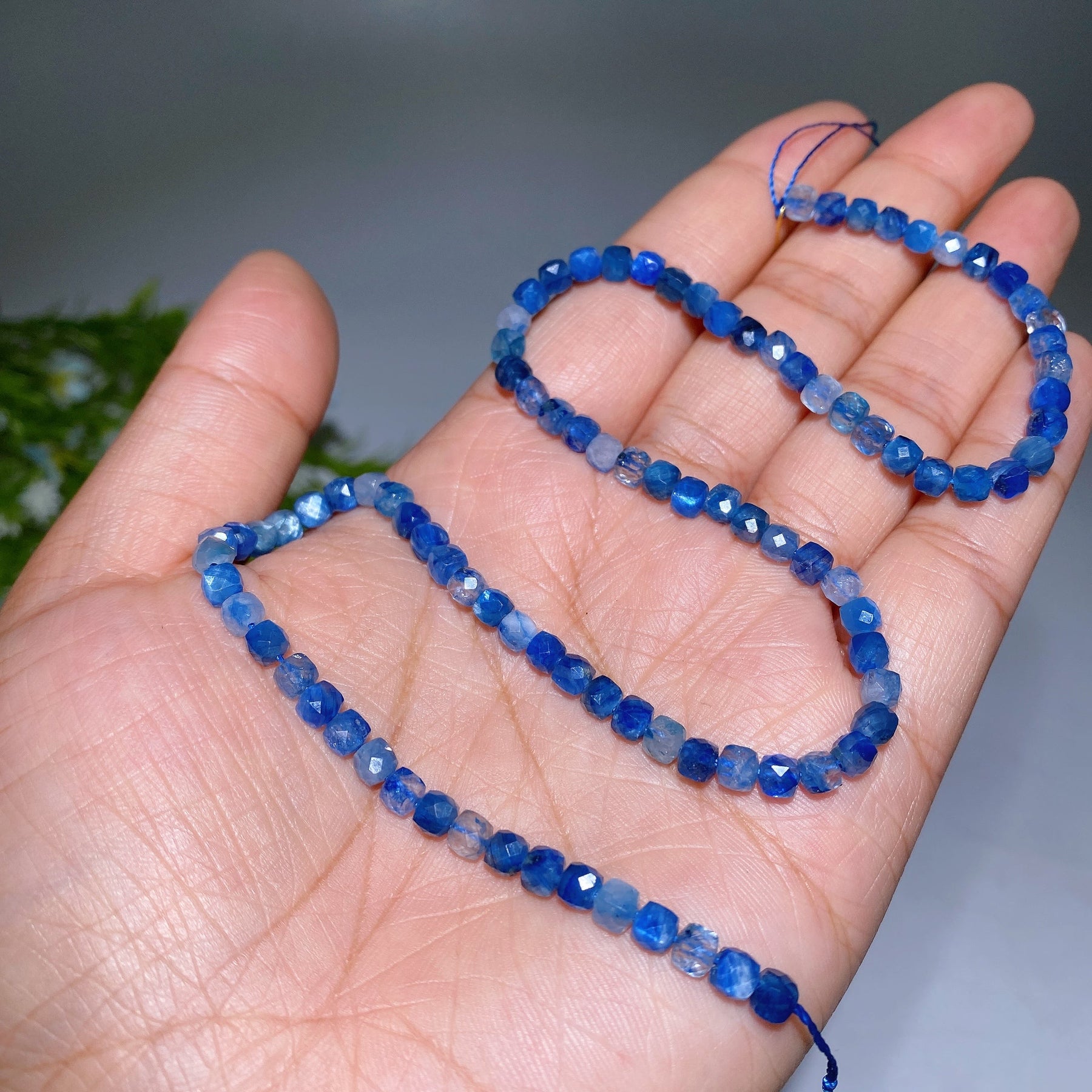 4mm Crystal Faceted Cube Bead String Crystal