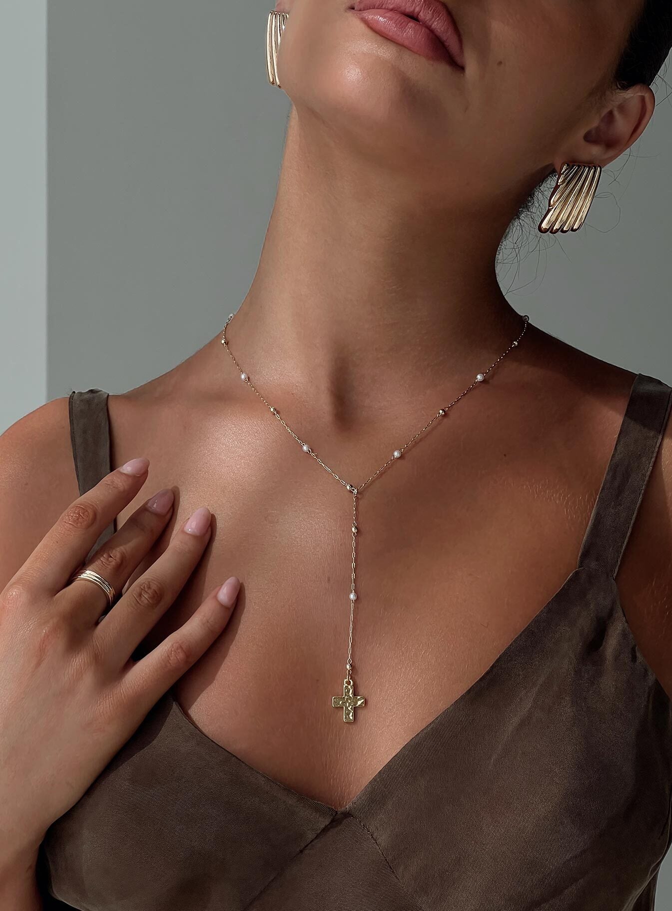 Leonidas Lariat Necklace Gold women's necklace by Ellevoria