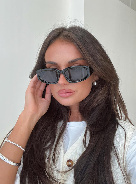 Maceline Sunglasses Black women's sunglasses by Ellevoria