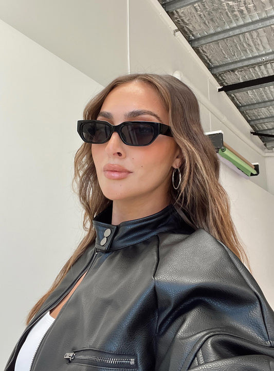 Winnick Sunglasses Black women's sunglasses by Ellevoria