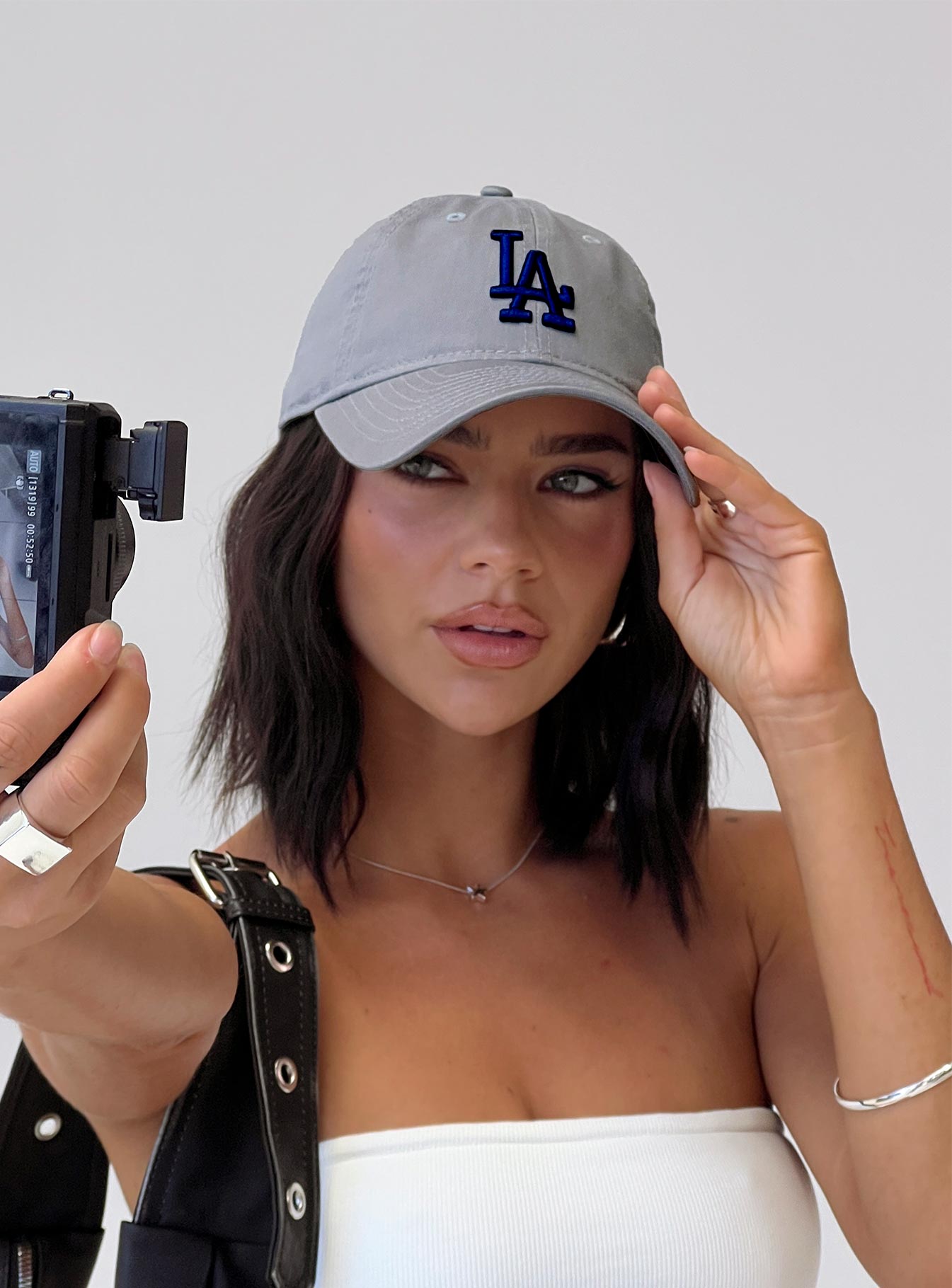 La Dodgers 9Twenty Hat Grey women's accessory by Ellevoria