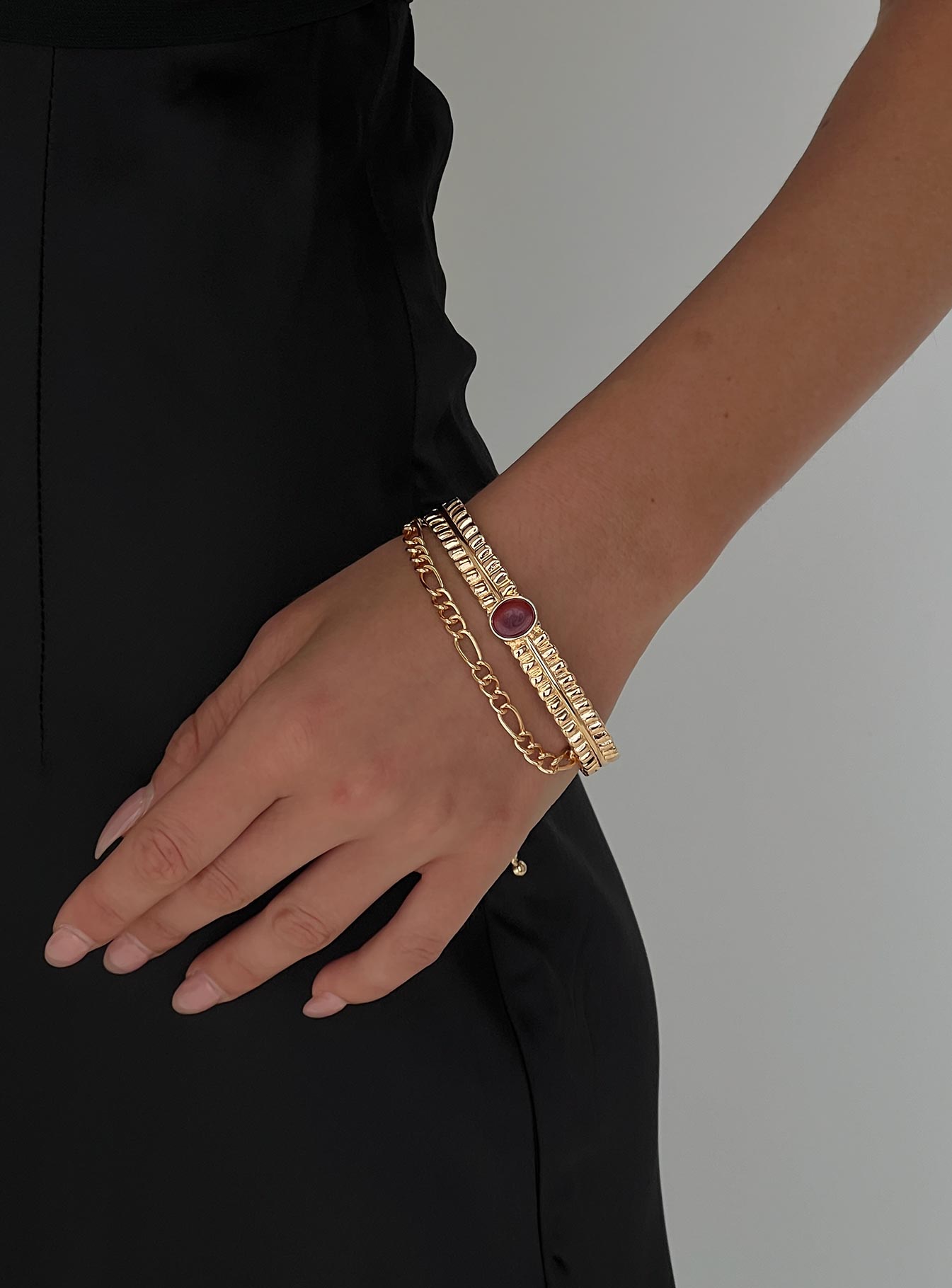 Tanaia Bracelet Pack Gold women's matching set by Ellevoria