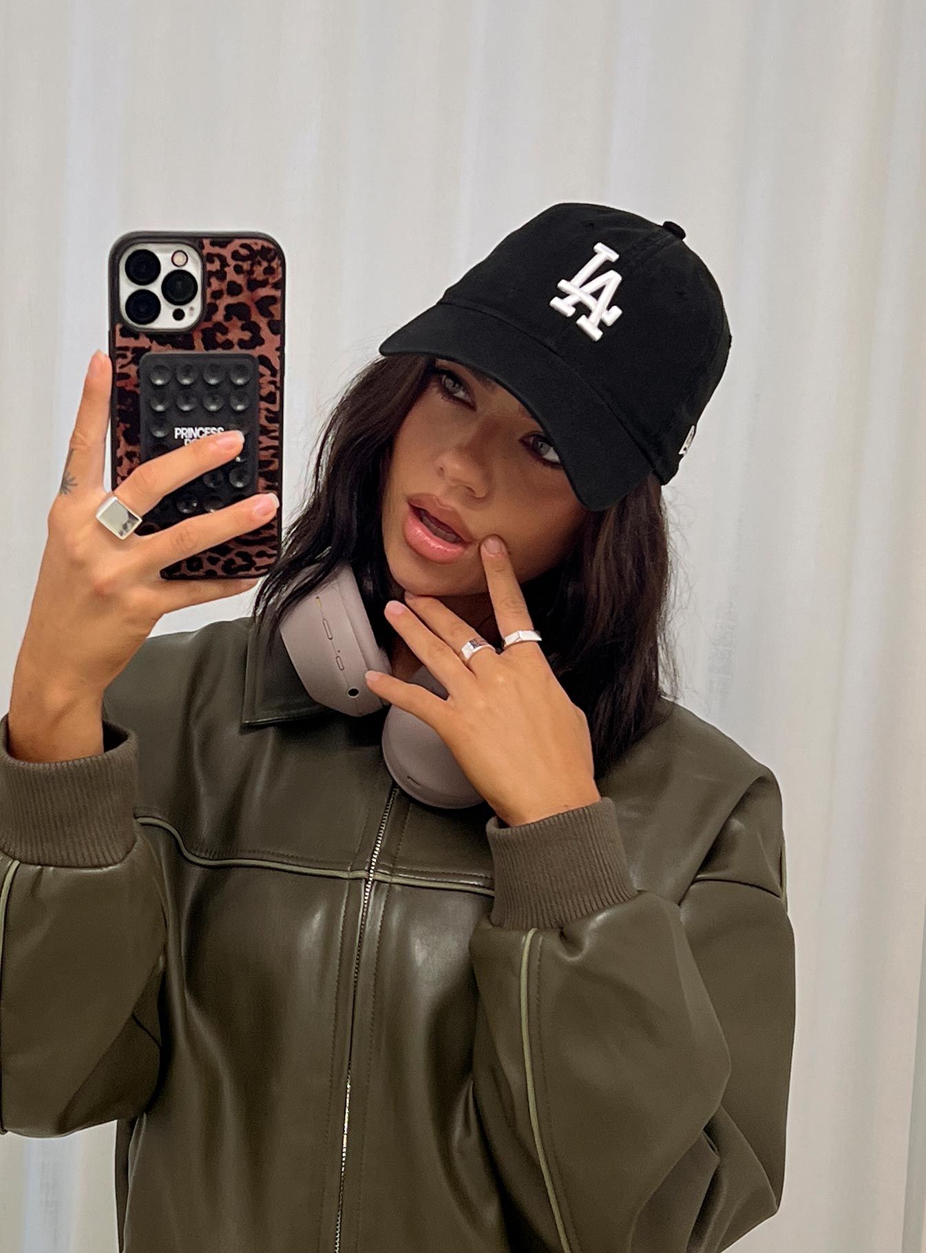 La Dodgers 9Twenty Hat Black women's accessory by Ellevoria