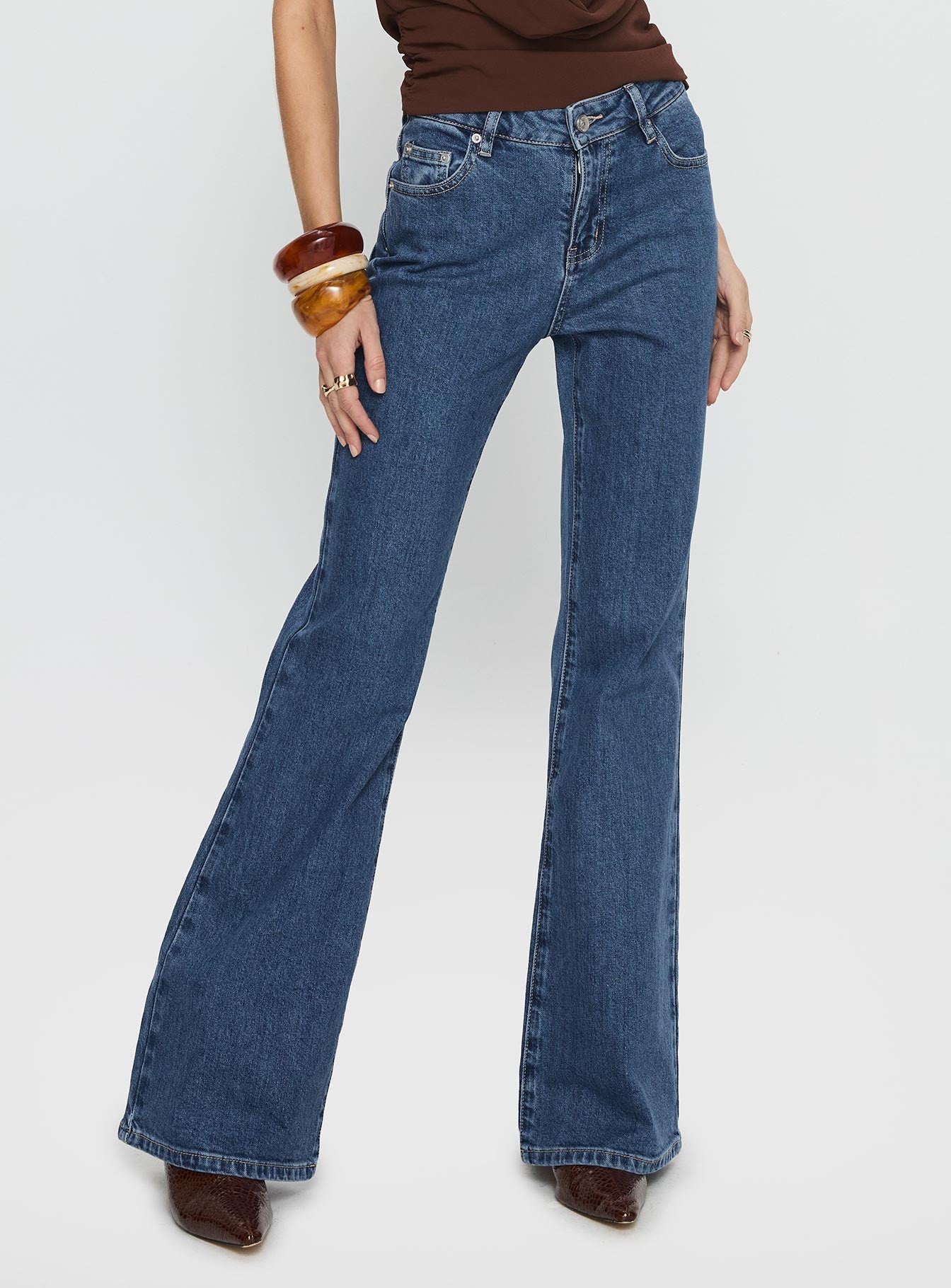 Magic Mirror Mid Rise Bootleg Jeans Mid Blue Wash women's denim jeans by Ellevoria