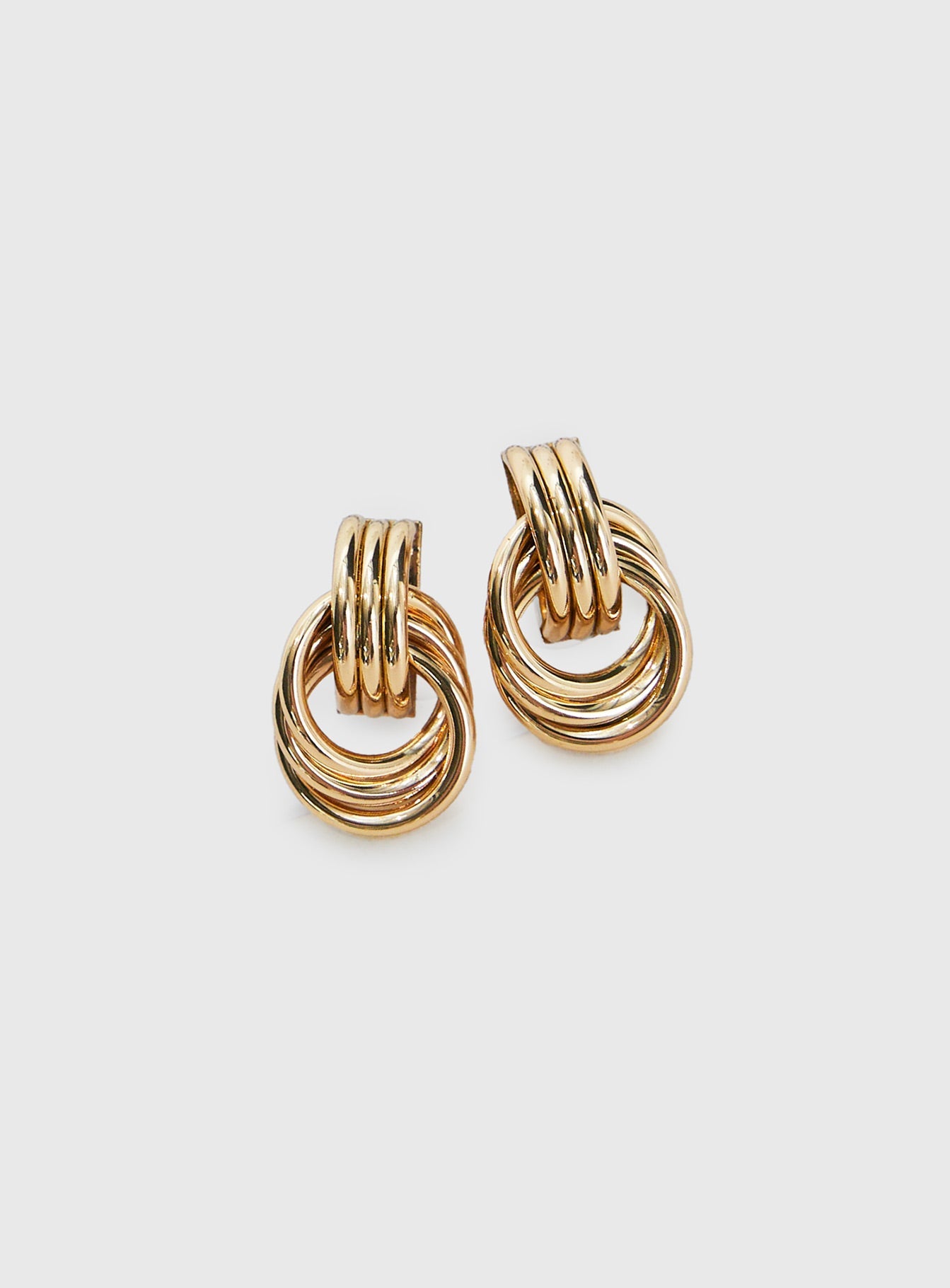 Trishy Linked Earrings Gold women's earrings by Ellevoria