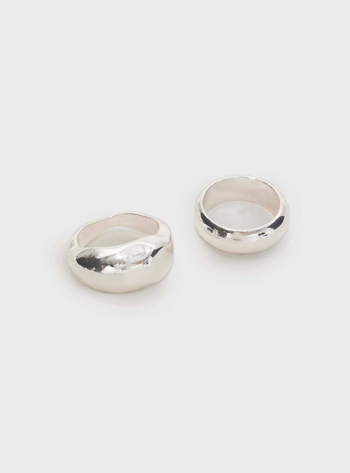 Medora Rings Silver women's ring by Ellevoria