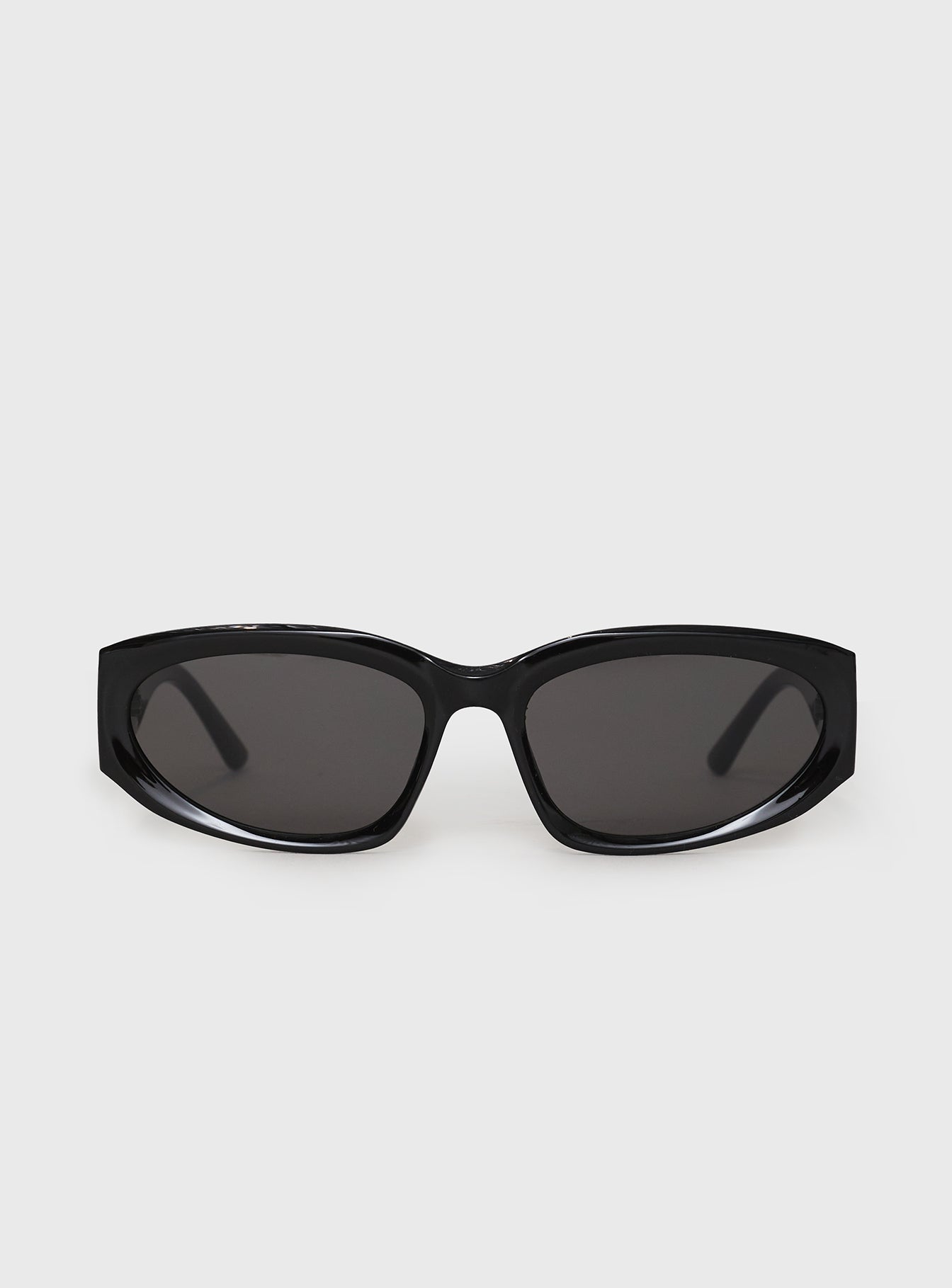 Maceline Sunglasses Black women's sunglasses by Ellevoria