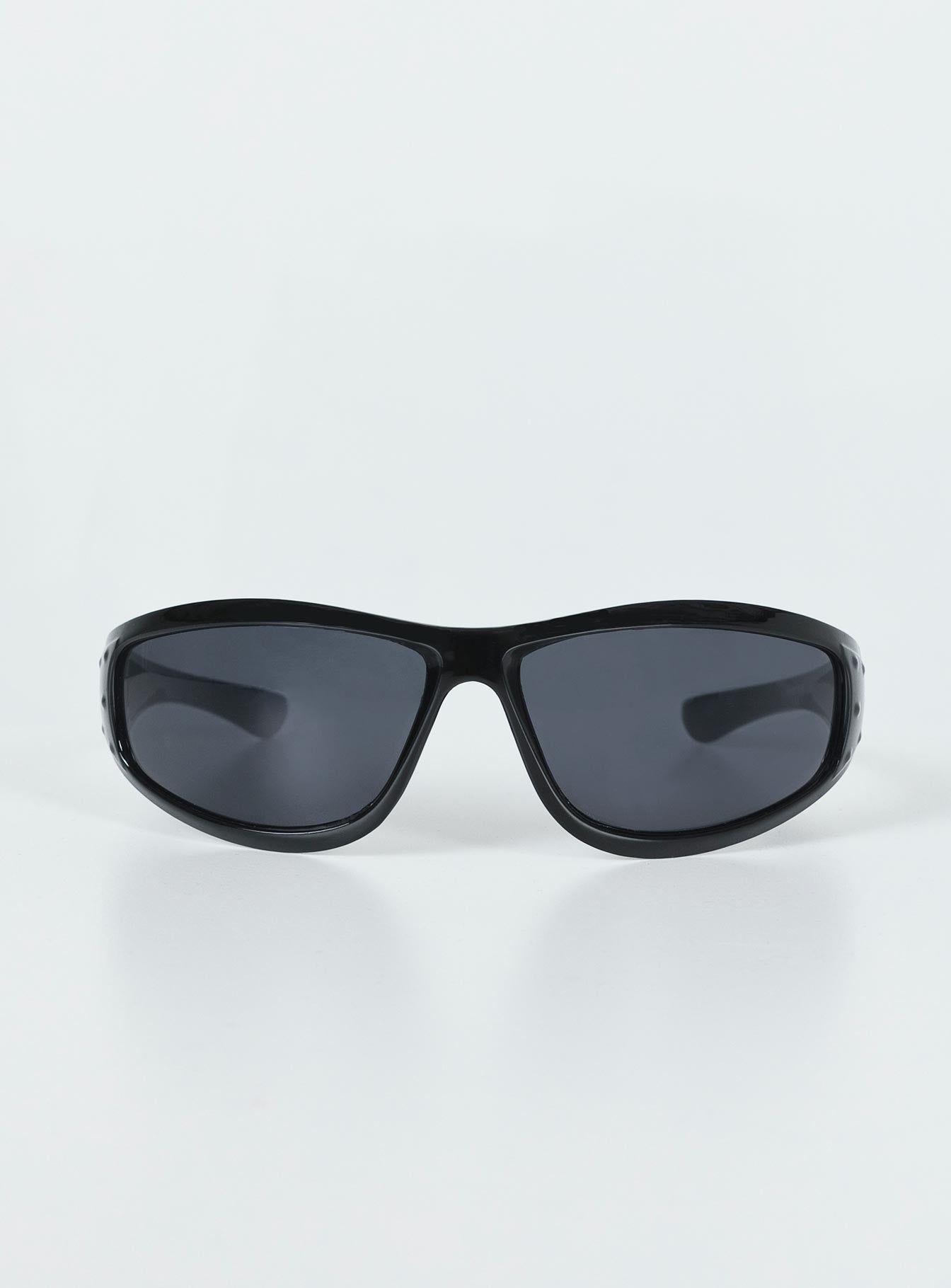 Mora Sunglasses Black women's sunglasses by Ellevoria