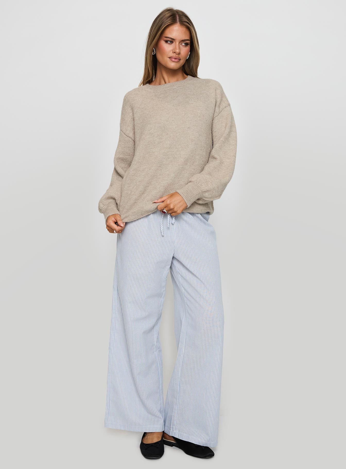 Ryanna Sweater Beige women's sweater by Ellevoria