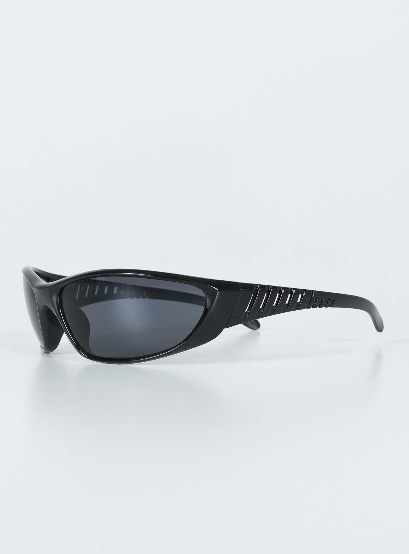 Rave On Sunglasses Black women's sunglasses by Ellevoria