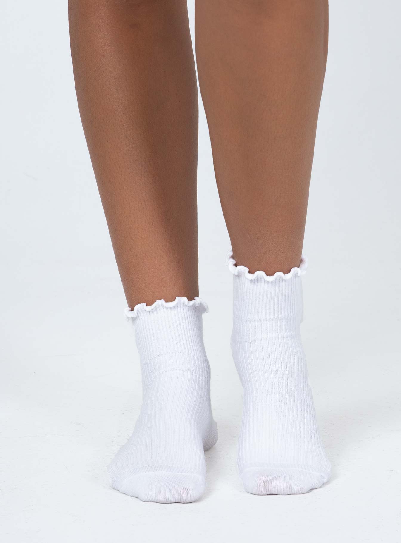 Ribbed Ruffle Socks White women's socks by Ellevoria