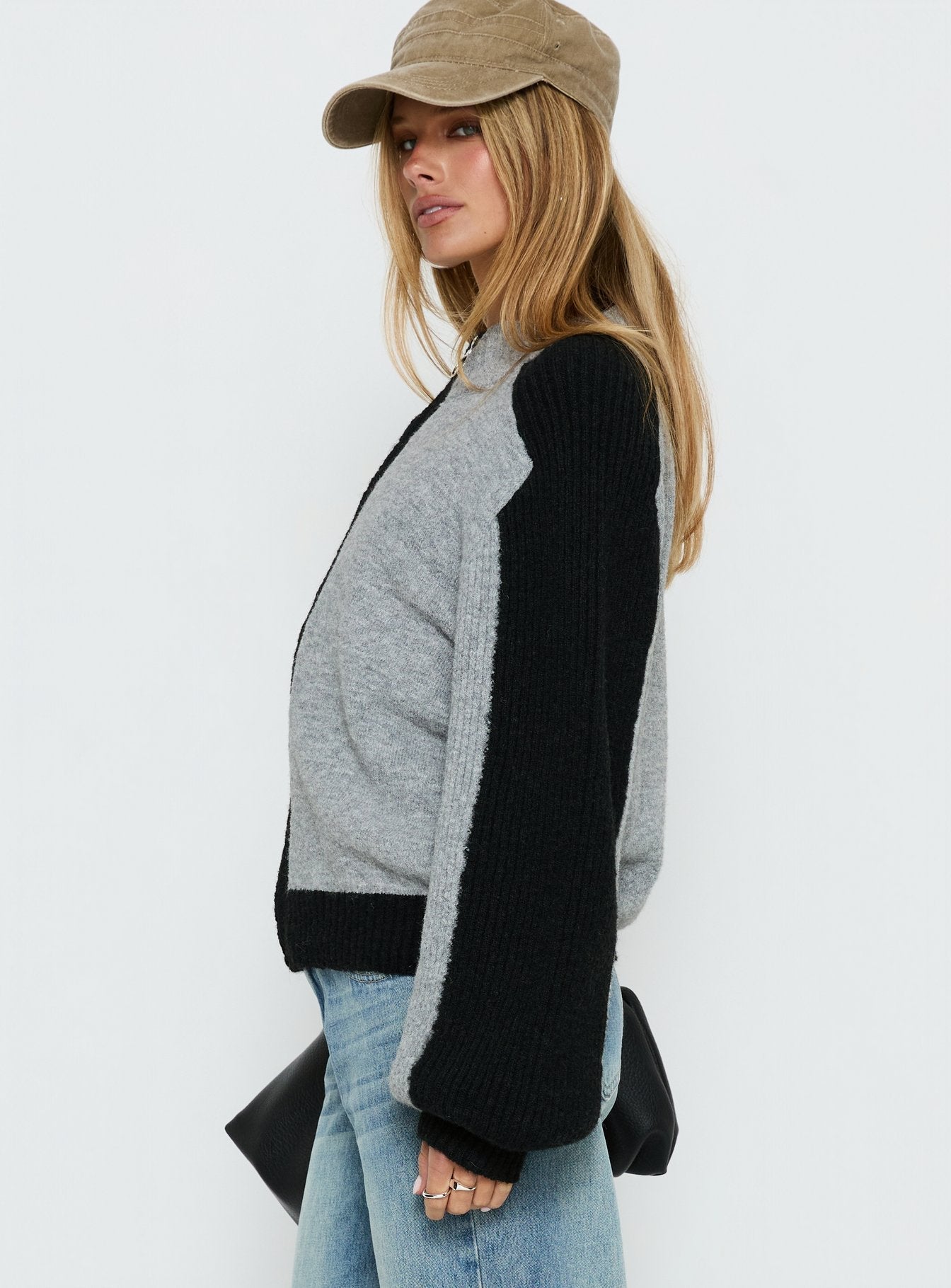Asrar Jumper Grey / Black women's sweater by Ellevoria