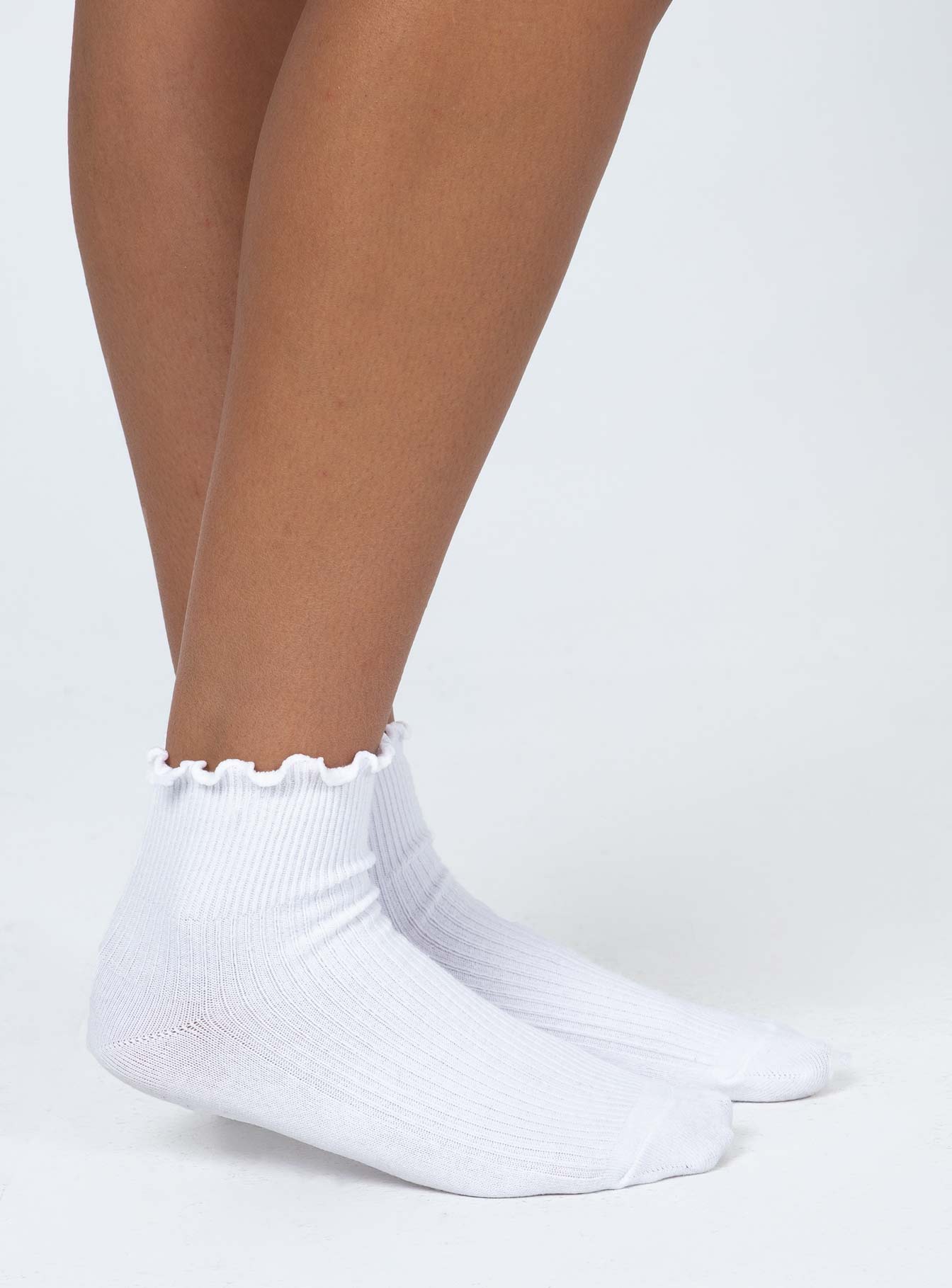 Ribbed Ruffle Socks White women's socks by Ellevoria