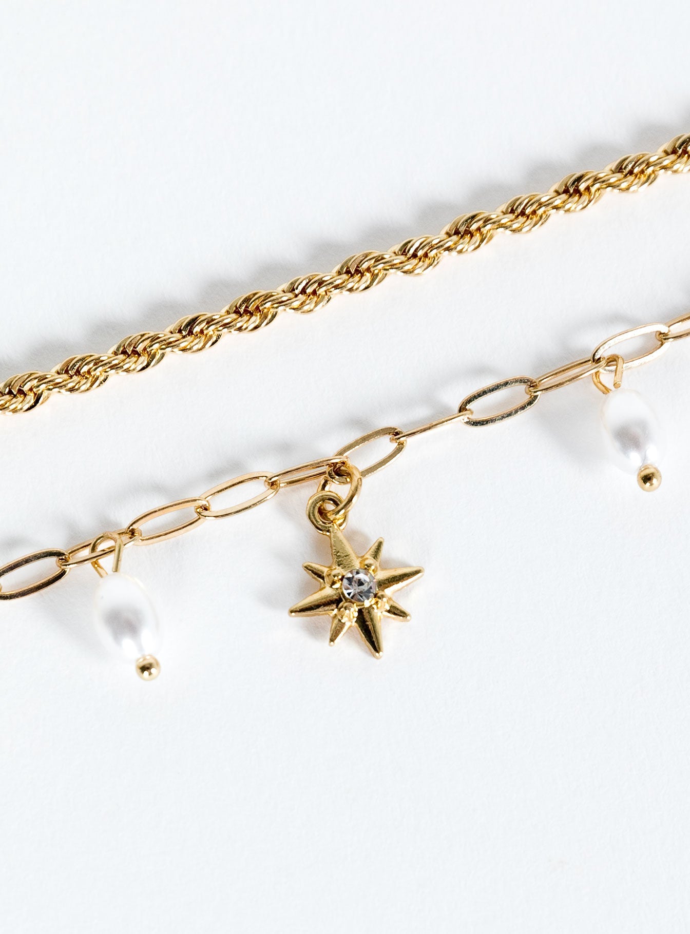 Calais Chain Belt Gold women's belt by Ellevoria