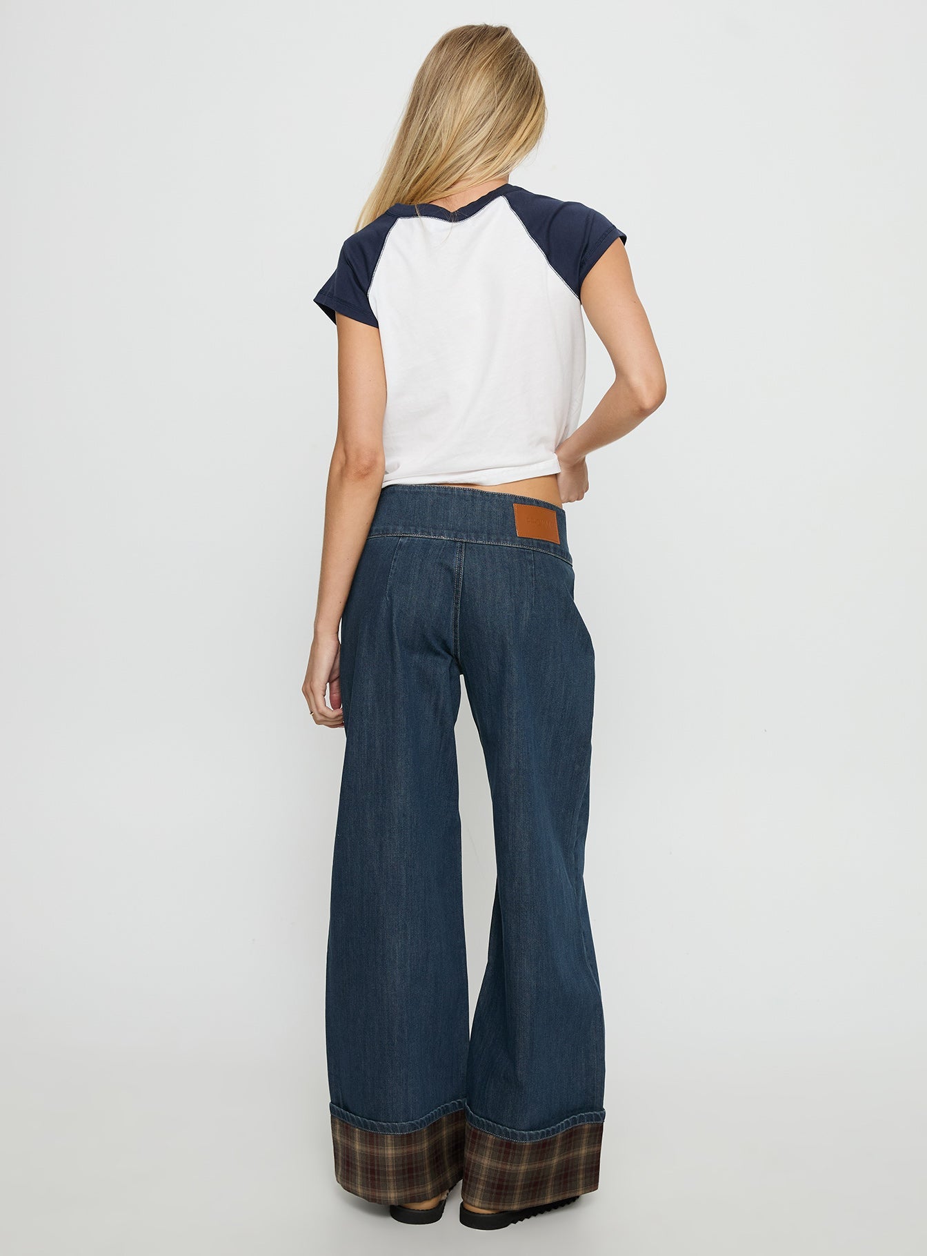 Nikoletta Foldover Jeans Dark Wash / Check women's denim jeans by Ellevoria