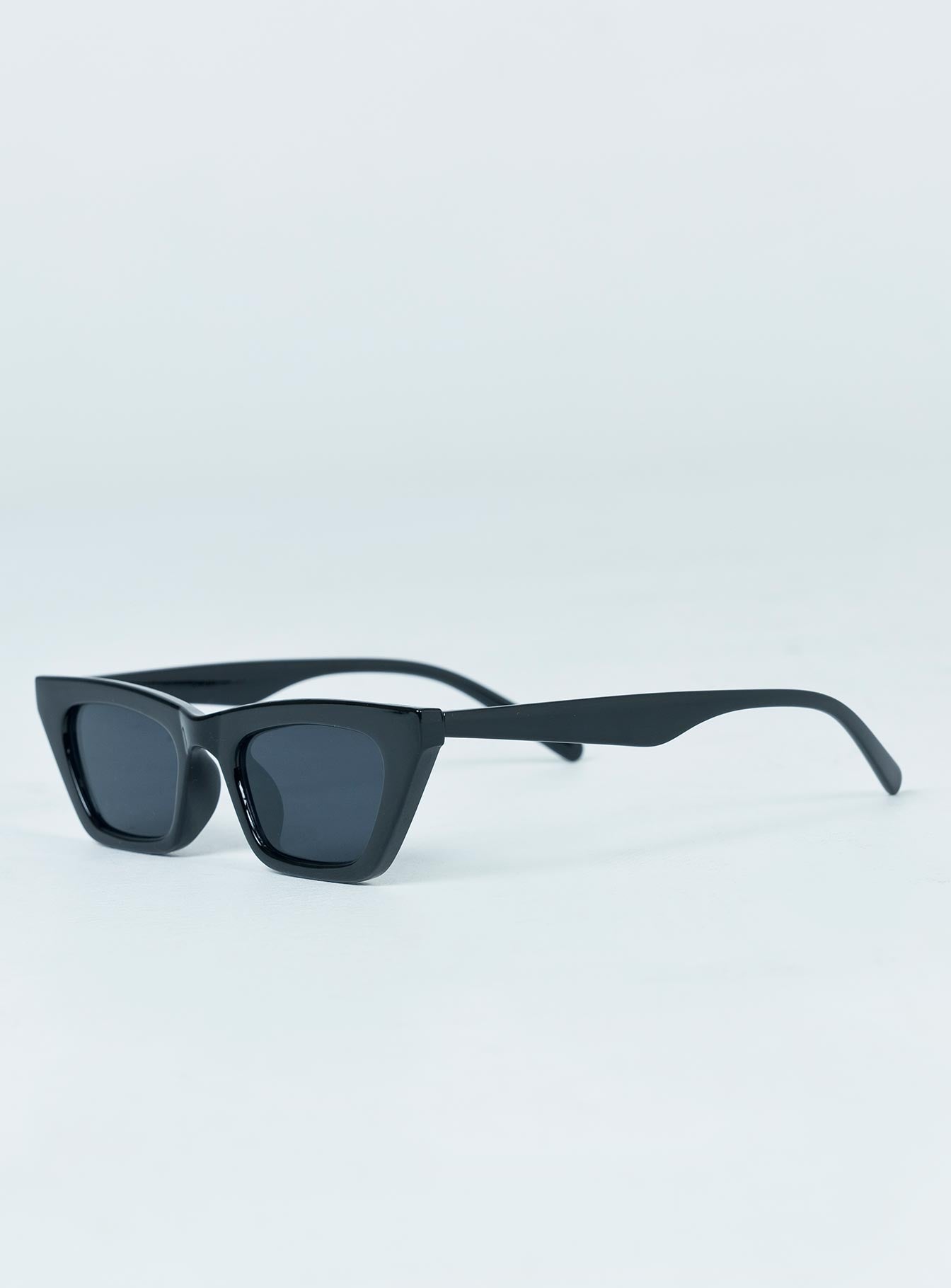 Octavia Sunglasses Black women's sunglasses by Ellevoria