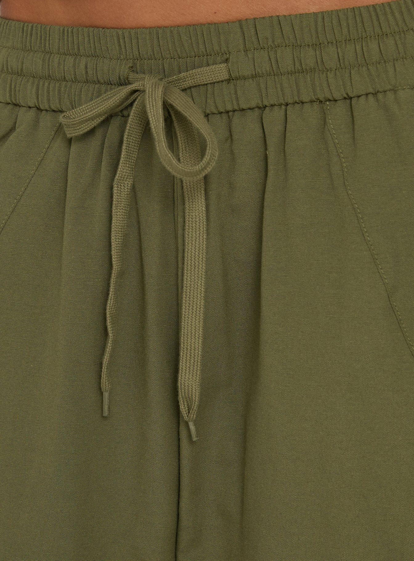 Mankind Baggy Cargo Pants Olive - loose fit women's bottoms by Ellevoria