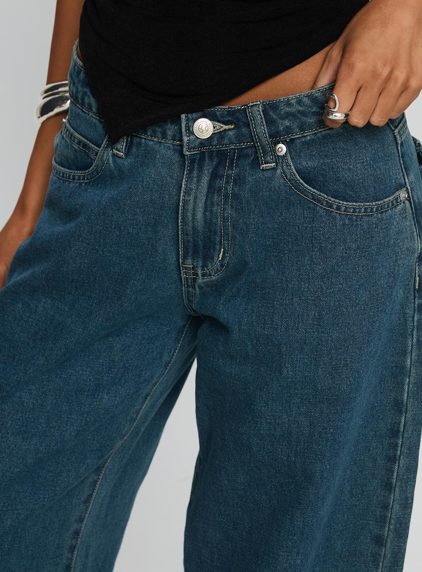 Juda Mid Rise Barrel Leg Jeans Mid Blue Wash women's denim jeans by Ellevoria