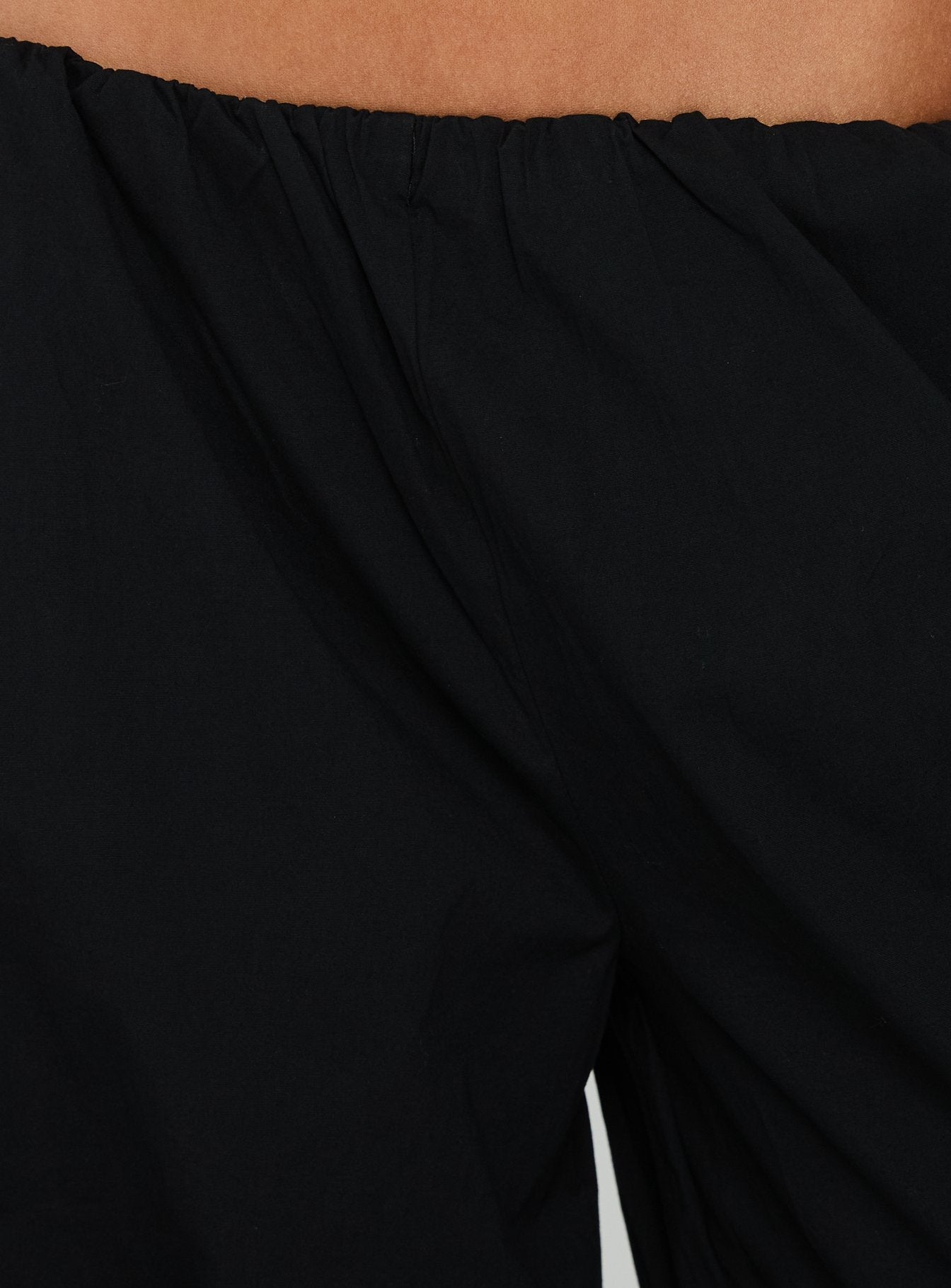 Lunea Concealed Waistband Pants Black - loose fit women's bottoms by Ellevoria