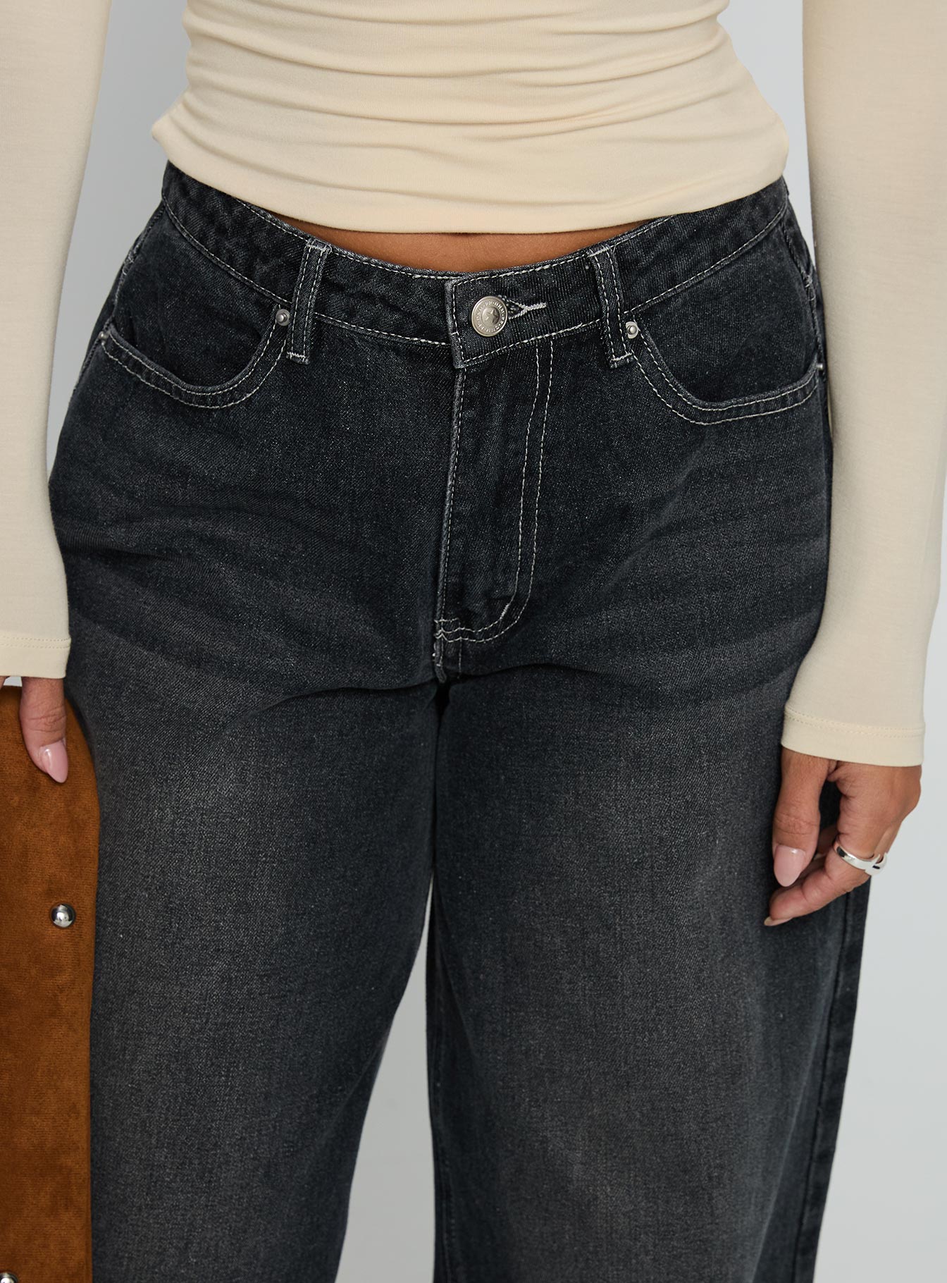 Naylor Mid Rise Wide Leg Jeans Grey Wash women's denim jeans by Ellevoria