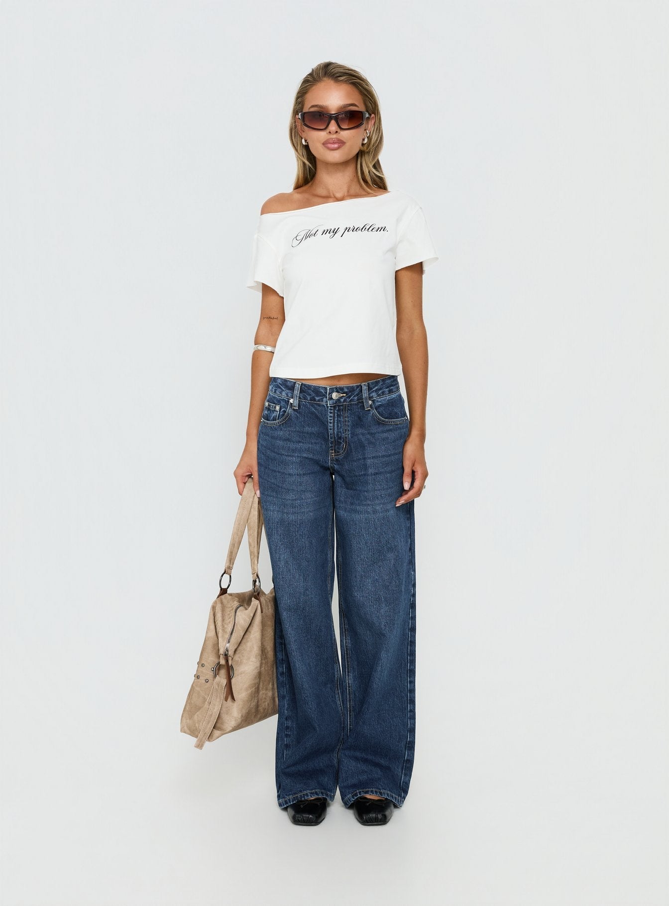 Serenitia Mid Rise Relaxed Jeans Dark Blue Wash women's denim jeans by Ellevoria