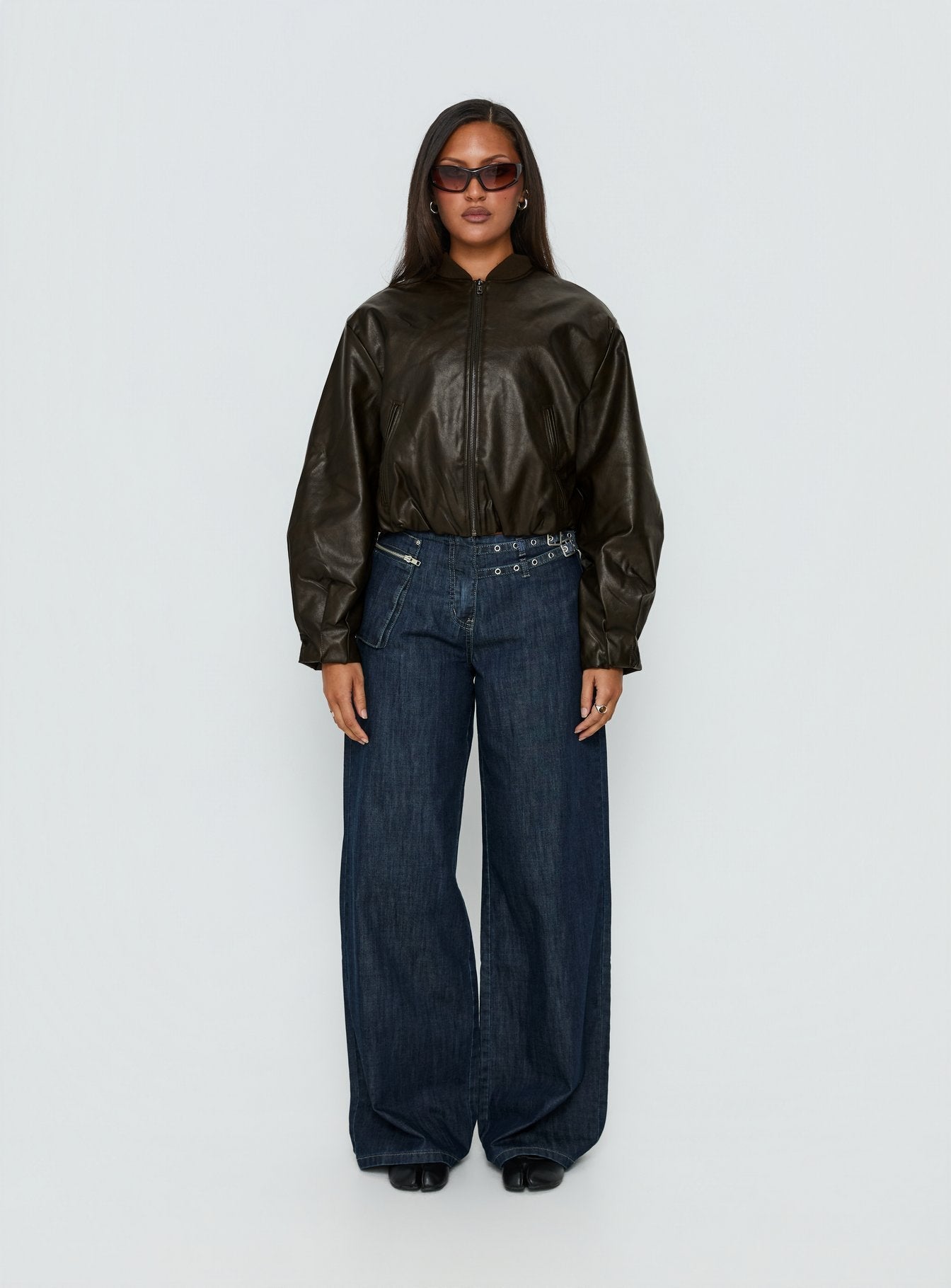 Paltrow Mid Rise Wide Leg Cargo Jeans Dark Blue Wash women's denim jeans by Ellevoria