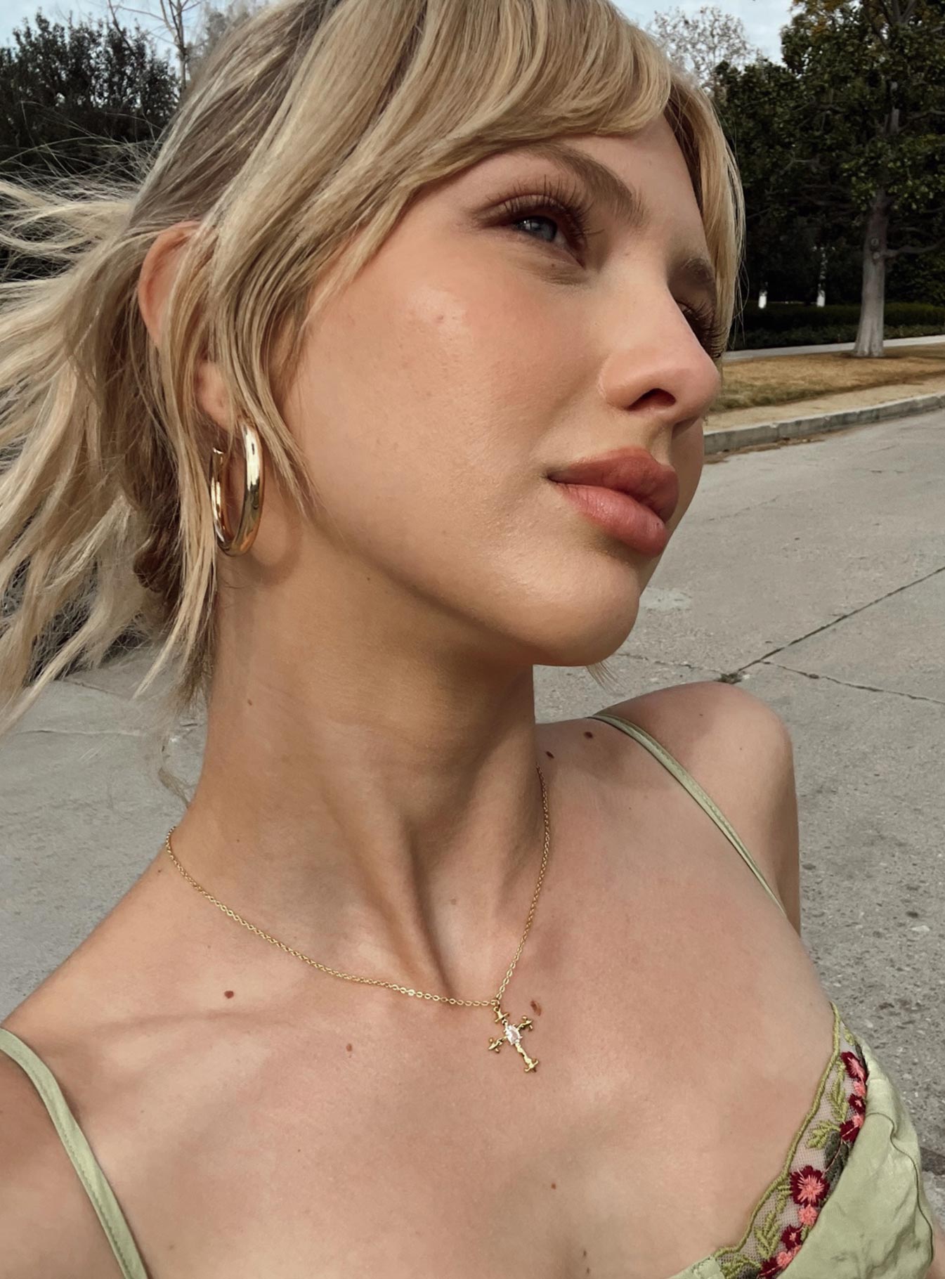 Brassie Necklace Gold women's necklace by Ellevoria