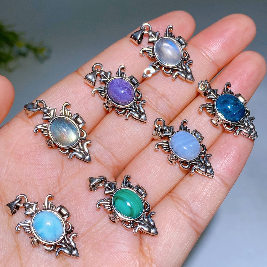 25mm Multi-Material Natural Crystal Pendant