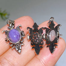 25mm Multi-Material Natural Crystal Pendant