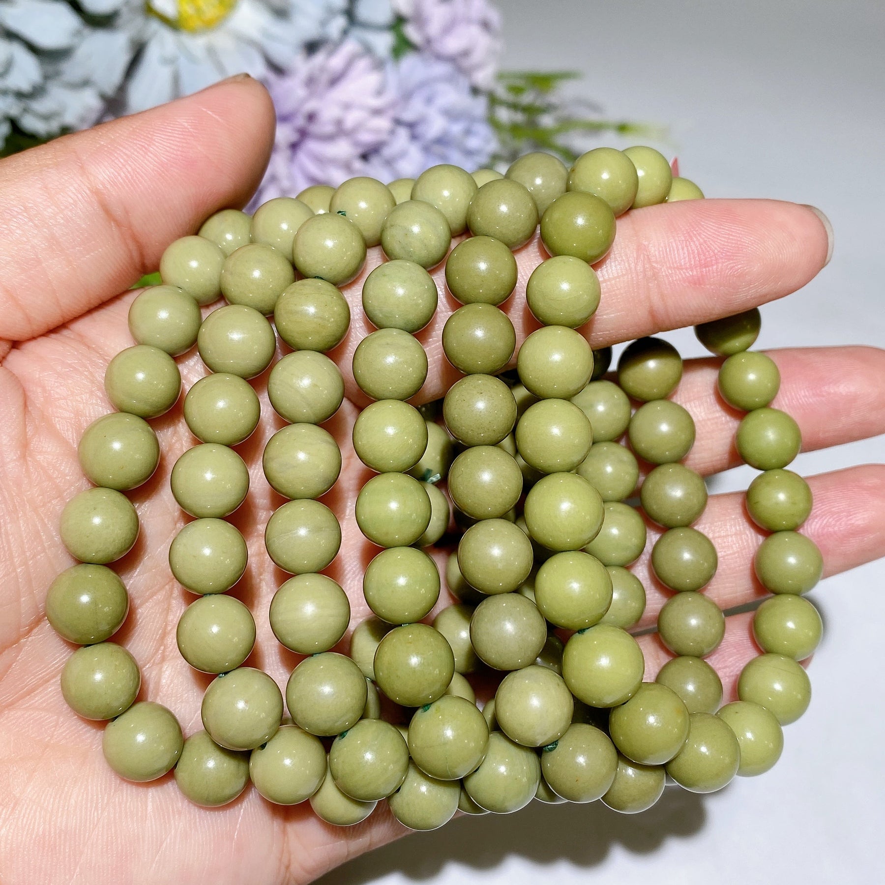 8mm Avocado Green Alashan Agate Bracelet