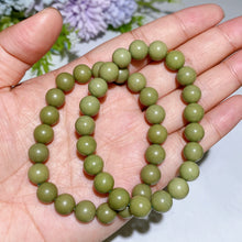8mm Avocado Green Alashan Agate Bracelet