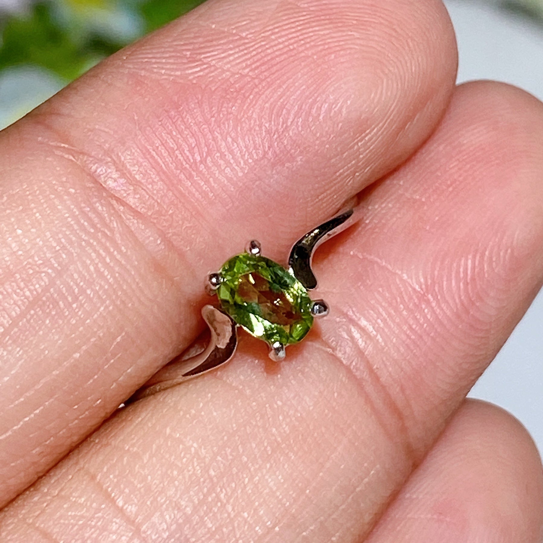 Sterling Silver Peridot Ring