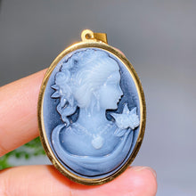 4cm Cameo Pendant