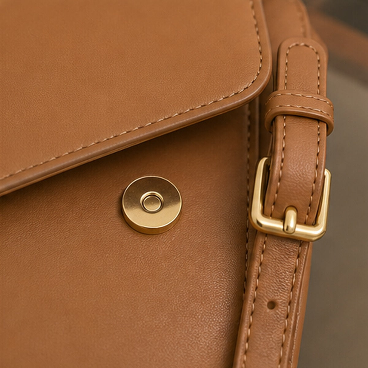 Rhea Camel Box Crossbody Bag - detail
